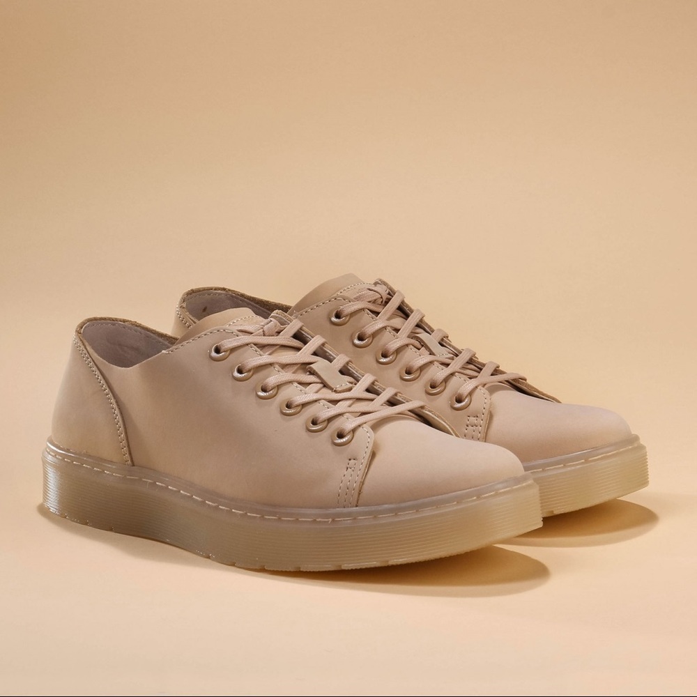 Dr. Martens Dante sneaker in sand kaya